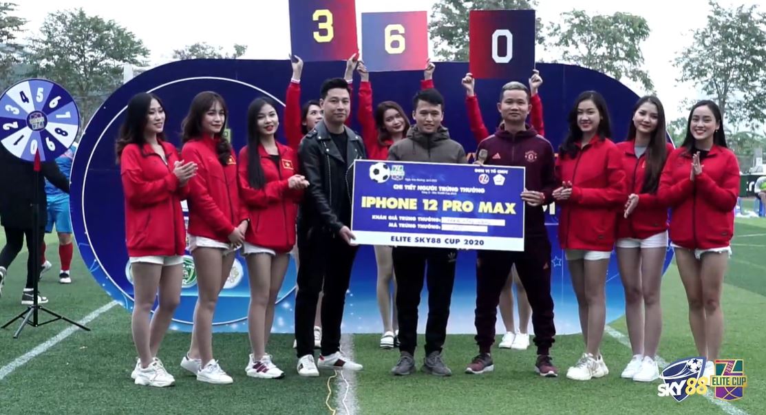 Livestream Minigame vòng 3 Elite Sky Cup tặng khán giả Iphone 12 promax